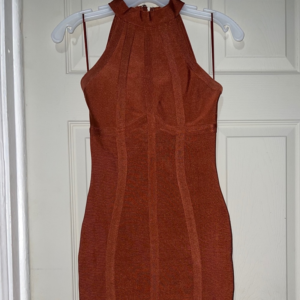 Dress - Picture 3 of 4